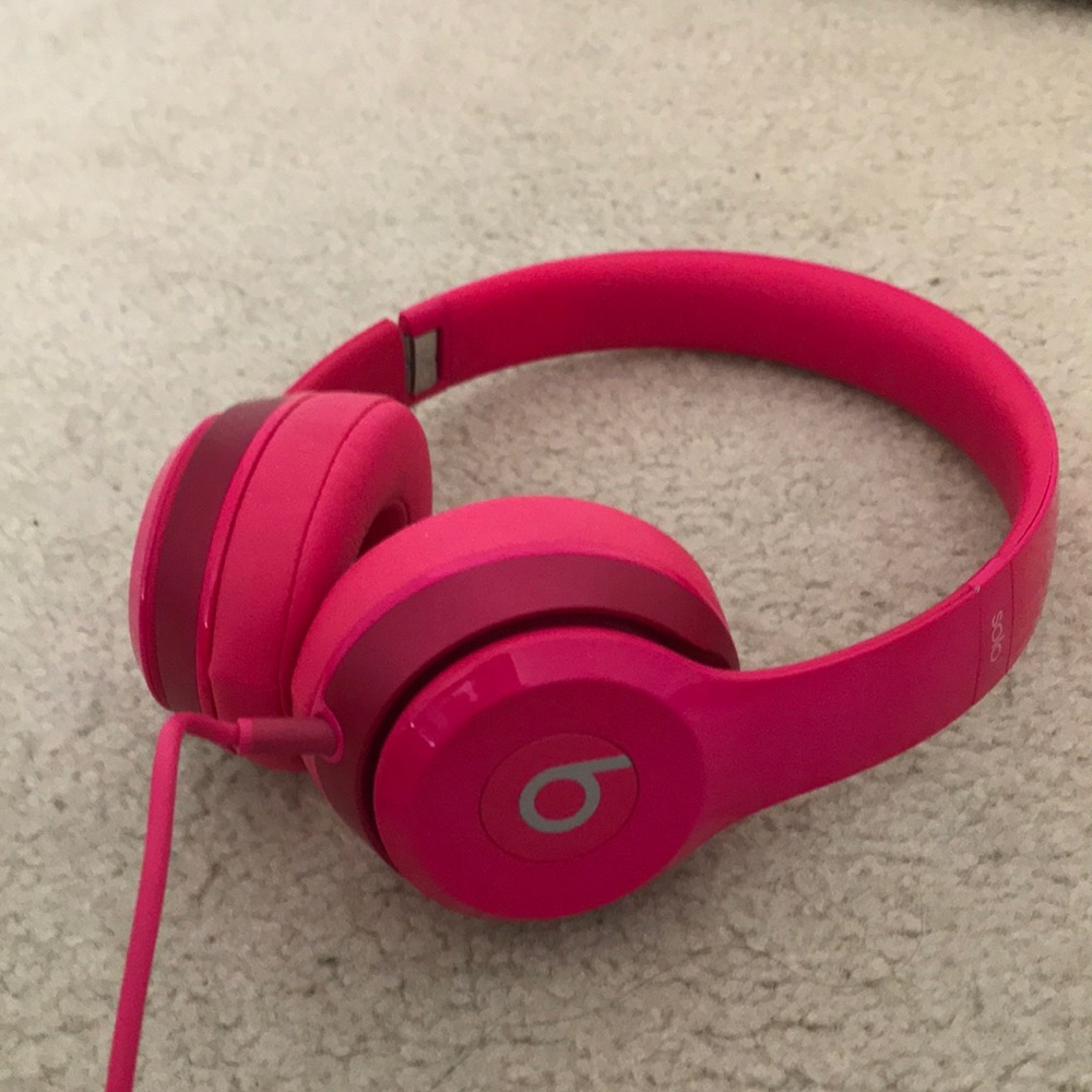 Pink Beats Solo Wired on ear Headphones!